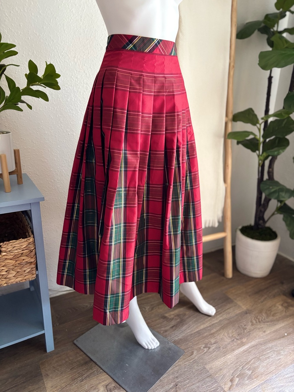 Talbots Red Tartan Pleated Midi Skirt - Picture 4 of 6